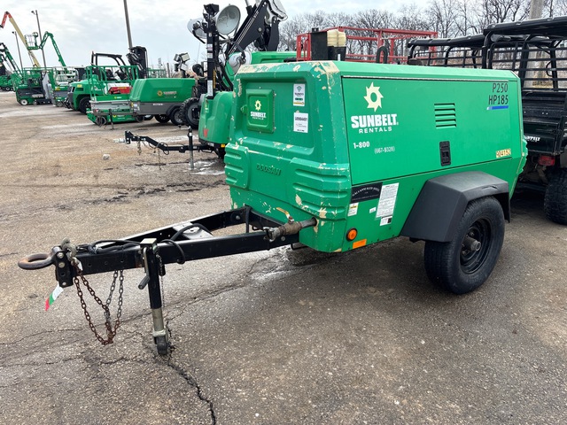 2016 Doosan P250/HP185WDZ-T4F 250 cfm Mobile Air Compressor