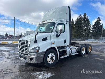 2020 Freightliner Cascadia 113 6x4 T/A Dagcabine Trekker