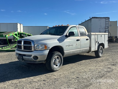 2004 Dodge Ram 3500 4x4 Crew Cab Camion utilitaire