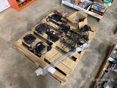 Quantity of (6) Radio's