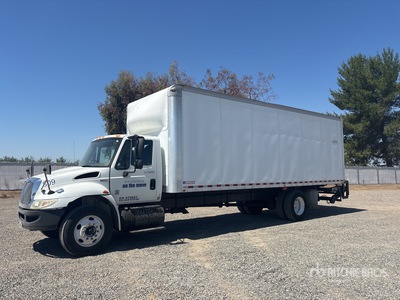 2012 International 4900 4x2 Van Truck