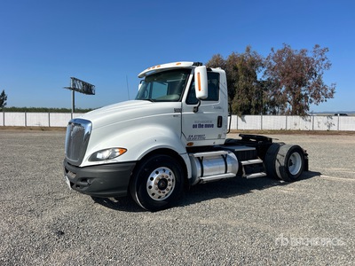 2011 International LA627 4x2 Day Cab Truck Tractor