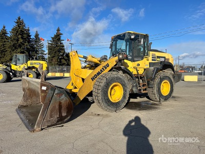 2019 Komatsu WA320-8 High Lift Pala cargadora