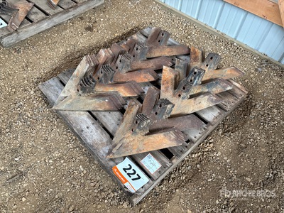 Quantity of (48) 18 in Cultivator Shovels