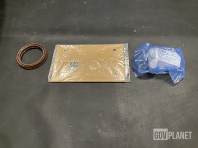 (26) Machine Thread Bushings, (84) Plain Encased Seals & Assorted Items
