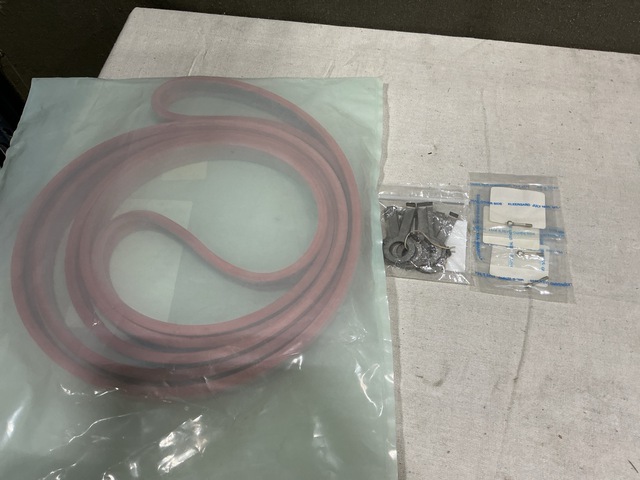 (40) Key Washers, (6) Load Seals & Assorted Items
