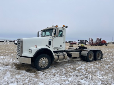 2008 Freightliner FLD 120 Day Cab Prime Mover