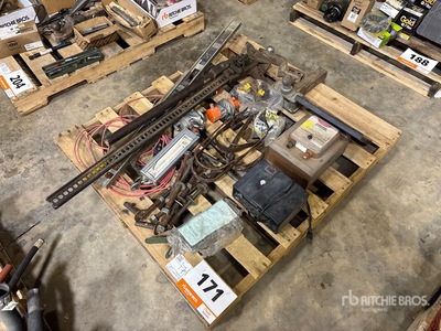 Parmak Solar Pak 12 Fence Charger