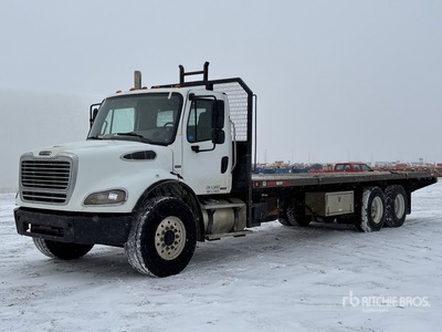 2010 Freightliner M2 112 6x4 Platte vrachtwagen