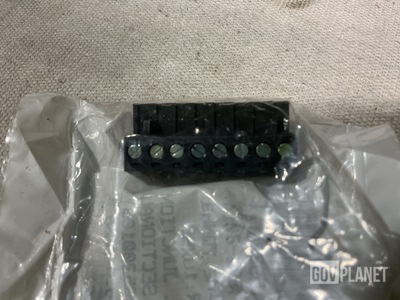 (25,996) Molex 395300108 Sectional Terminal Junction Blocks