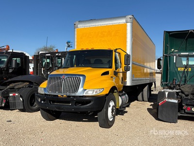 2020 International MV607 4x2 Kastenwägen