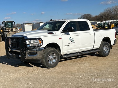 2022 Ram 2500 4x4 Crew Cab Pickup