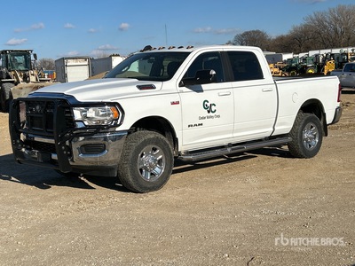 2022 Ram 2500 Big Horn 4x4 Crew Cab Pickup