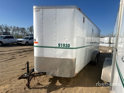 2013 Doolittle 16 ft T/A مقطورة ذو كبينة مغلقة