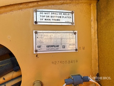 2001 Cat 140H VHP Niveleuse à moteur