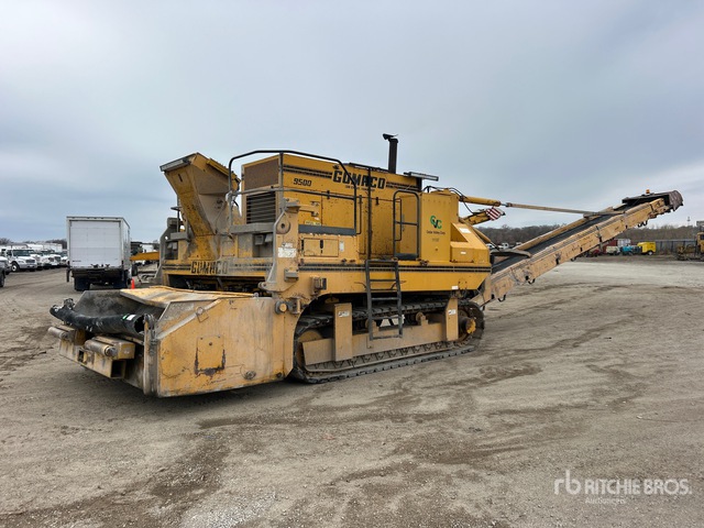 1995 Gomaco 9500 Trimmer and Placer