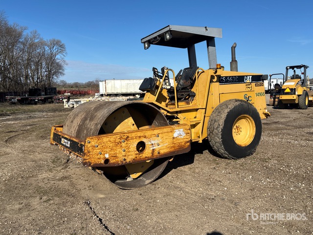 1999 Cat CS-563C Smooth Drum Compactor