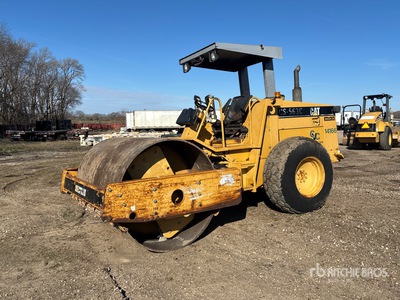 1999 Cat CS-563C جهاز ضاغط  الأسطوانة الناعمة