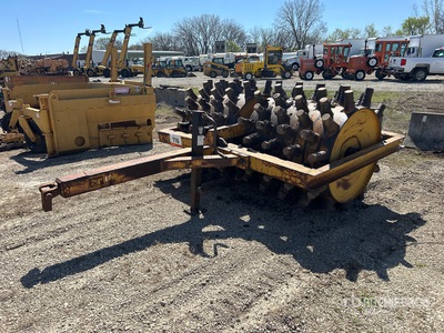 Wabco W2 Pull Behind Compactor