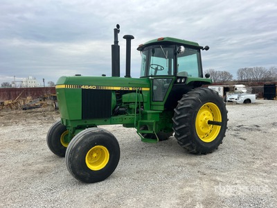 1984 John Deere 4640H 2WD tractor