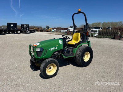 2012 John Deere 2520 4WD Utility Tractor