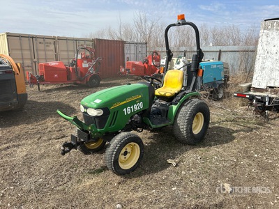 2012 John Deere 2520HST 4WD Utility Tractor