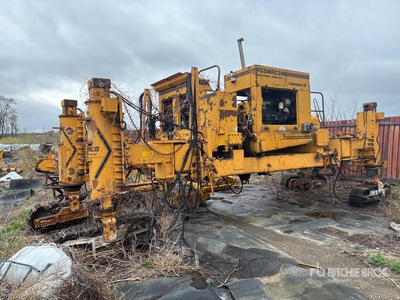 1991 Gomaco GT6300 - Commander III Slip Form Paver (Inoperable)