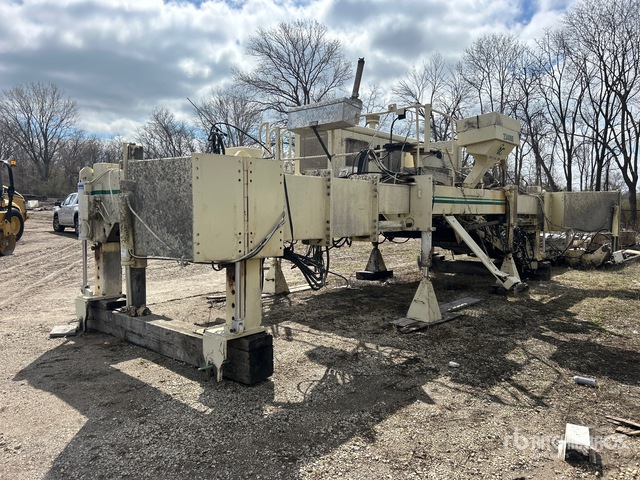1991 RexCon Town & Country Slip Form Paver