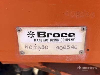 2014 Broce RCT 350 Self-Propelled Broom