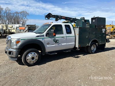 2014 Ford F-550 Lariat 4x2 Extended Cab Servicewagen