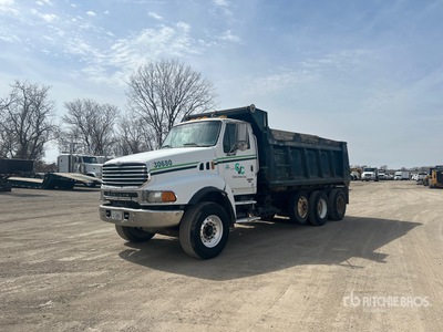 2006 Sterling LT9500 Camion à benne basculante Tridem