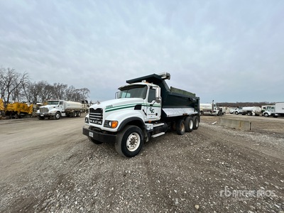 2005 Mack CV713 Tipper Truck