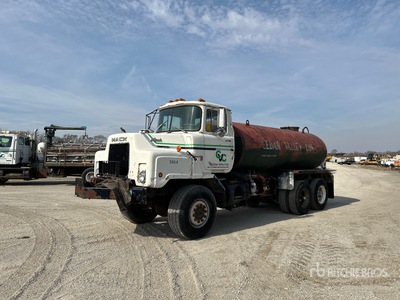 1980 Mack DMM600S Water truck Water Truck