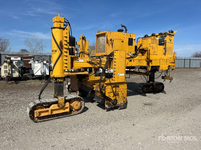 2001 Gomaco GT6300 Slip Form Paver