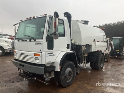 Johnston on 2005 Freightliner FC80 COE Sweeper Truck