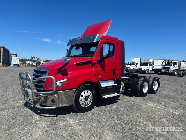2020 Freightliner Cascadia 126 2020 Freightliner Cascadia 126 6X4 T/A Day Cab Truck Tractor