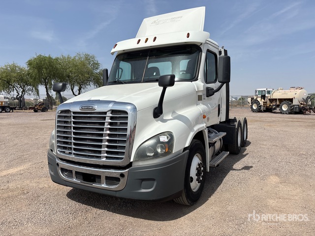 2018 FREIGHTLINER CASCADIA