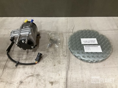 (1) Lightweight Deck Cover, (1) Base Plate & Assorted Items