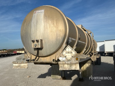 2012 Dragon 8400 gal T/A Remorque-citerne