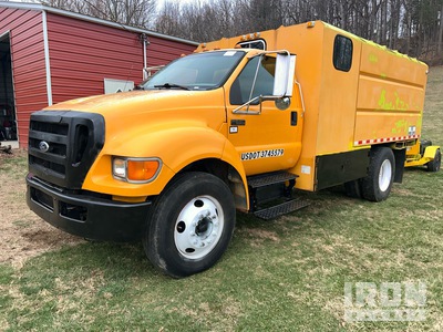 2006 Ford F-650 XL 4x2 S/A Dump Truck