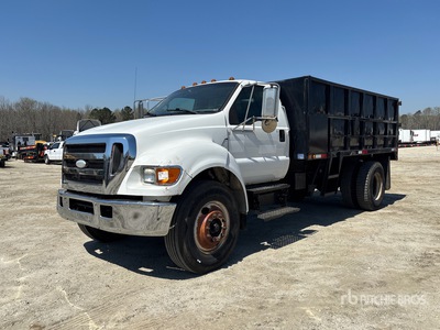 2007 Ford F-750 4x2 S/A Dump Truck