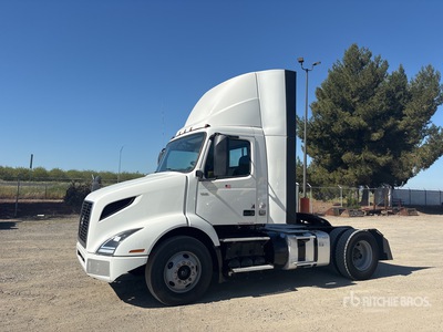 2022 Volvo VNR 4x2 Day Cab Prime Mover