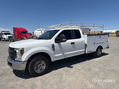 2019 Ford F-250 XL 4x2 Extended Cab Utiliteits vrachtwagen