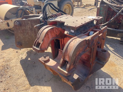 Movax SG60 Hydraulic Pile Driver and Extractor