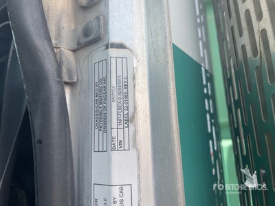 2005 Peterbilt 375 Box T/A Dump Truck