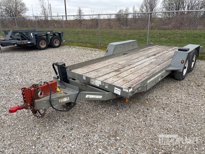 2014 Centreville 19 ft T/A Plataforma Basculante