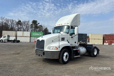 2016 Mack CXU612 Pinnacle 4x2 Cabeza Tractora Cabina Corta