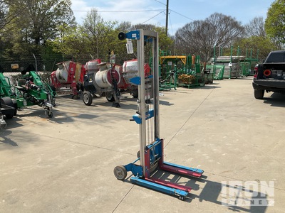 2017 Genie GL-10 Material Hoist