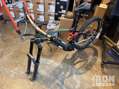 Fantic e-Bike XMF-A Bicycle (Inoperable)