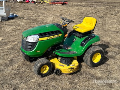 2010 John Deere D110 Ride-On Lawn Mower